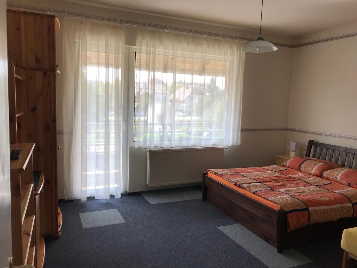 Akos Haz Villa Siofok Luaran gambar