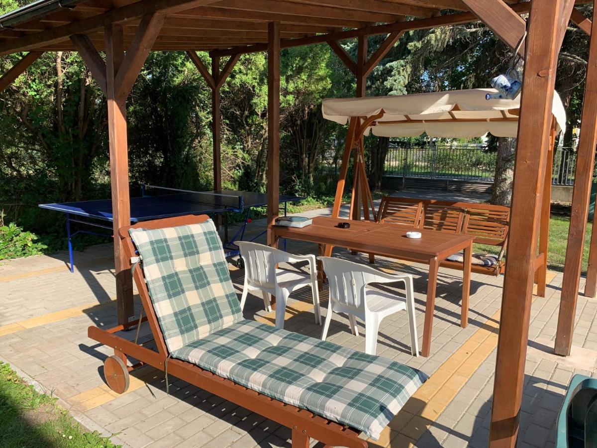 Akos Haz Villa Siofok Luaran gambar