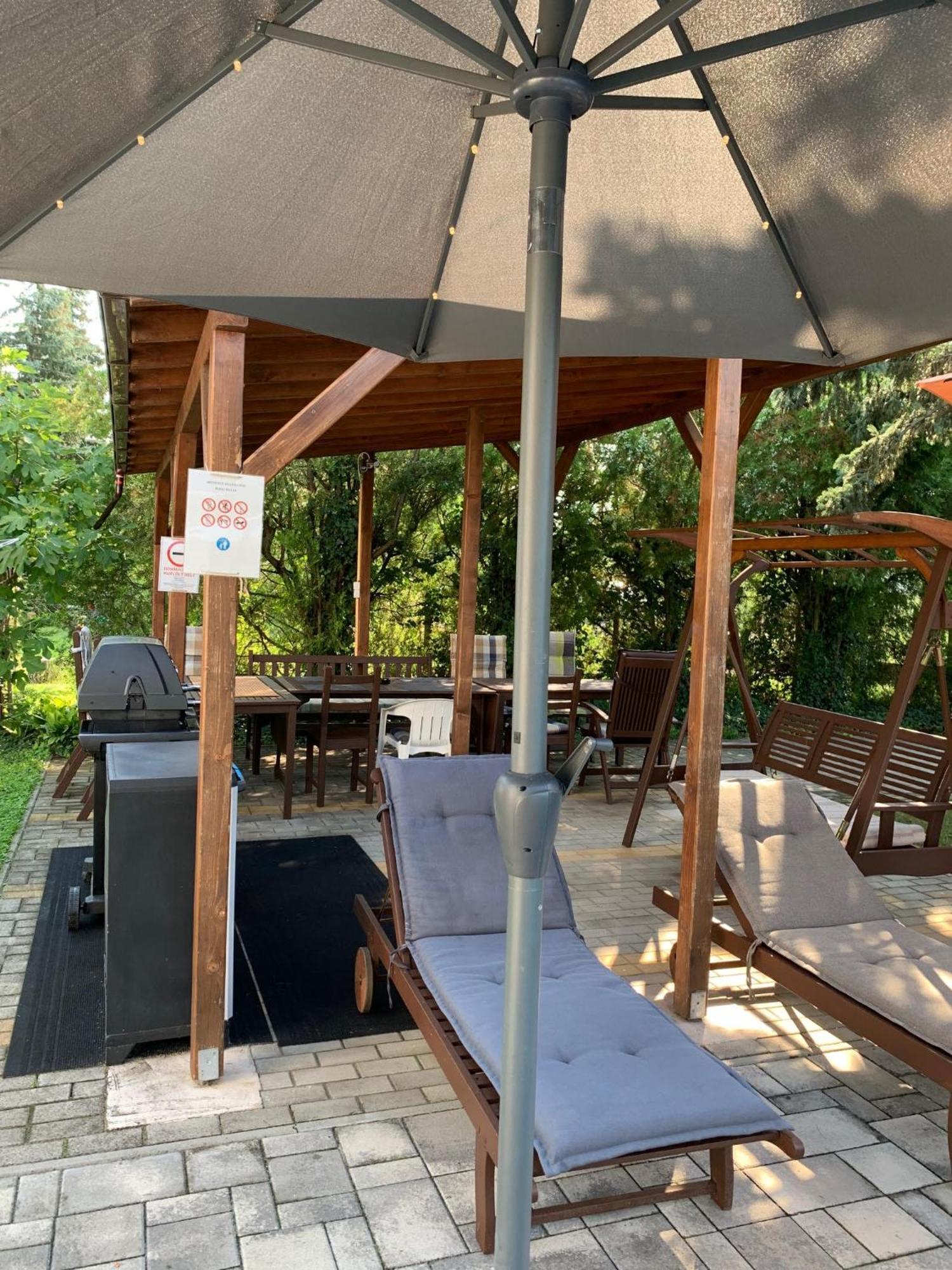 Akos Haz Villa Siofok Luaran gambar